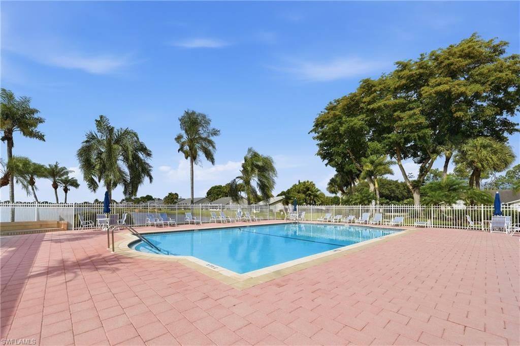 3320 W Crown Pointe Blvd, Unit 201, Naples, FL 34112 Photo
