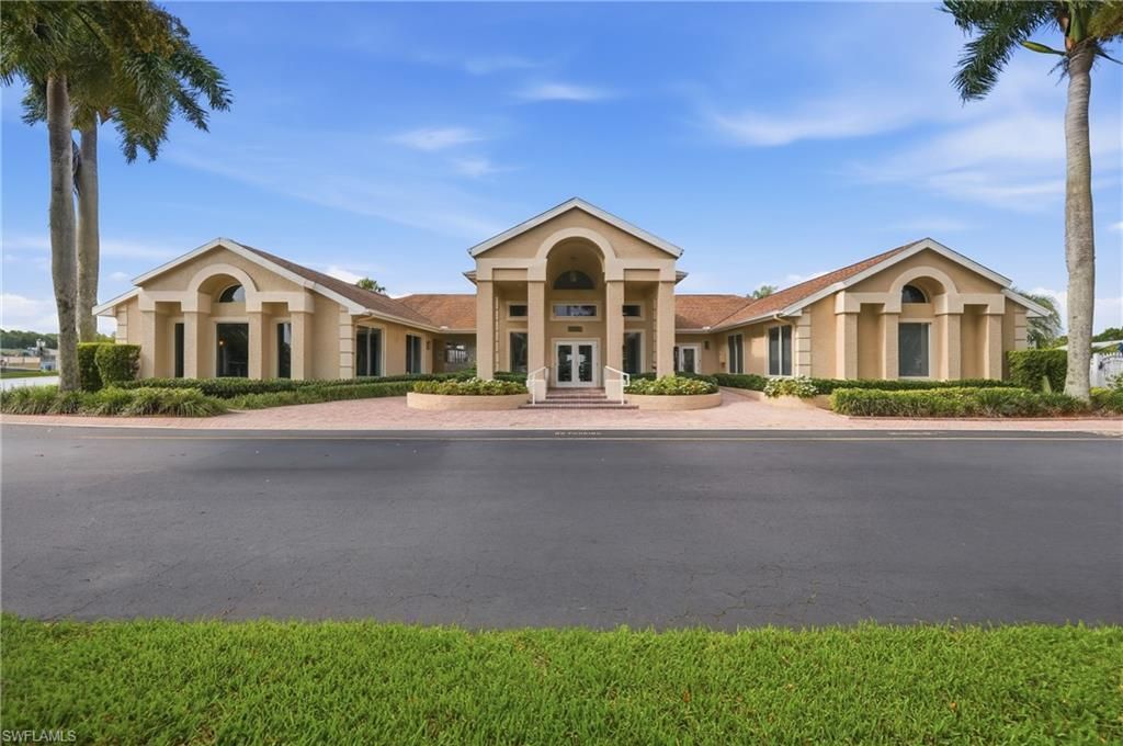 3320 W Crown Pointe Blvd, Unit 201, Naples, FL 34112 Photo