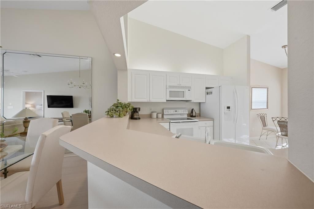 3320 W Crown Pointe Blvd, Unit 201, Naples, FL 34112 Photo