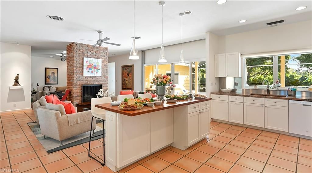 586 Yucca Rd , Naples, FL 34102 Photo