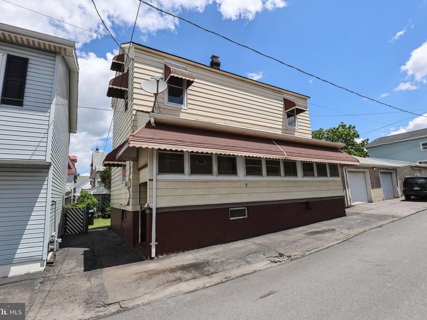 9 Hemlock Street , West Hazleton, PA 18202 Main Photo