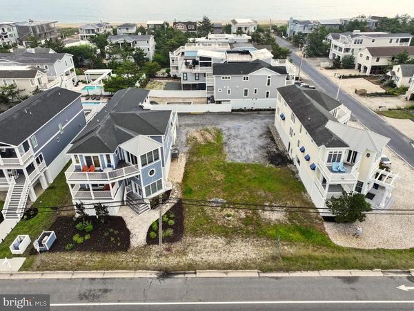 1303 COASTAL HIGHWAY, FENWICK ISLAND, DE 19944