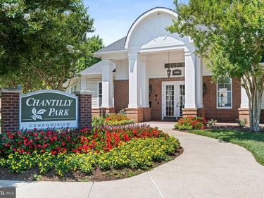 3830 LIGHTFOOT STREET, Unit 425, CHANTILLY, VA 20151