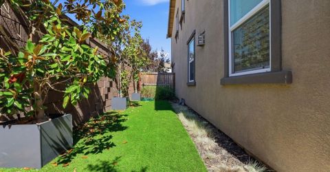 3335 Hackberry Way, Folsom, CA 95630 Photo