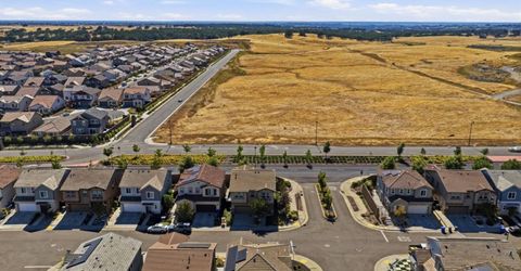 3335 Hackberry Way, Folsom, CA 95630 Photo