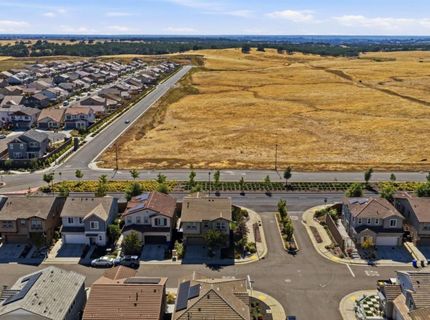 3335 Hackberry Way, Folsom, CA 95630 Photo