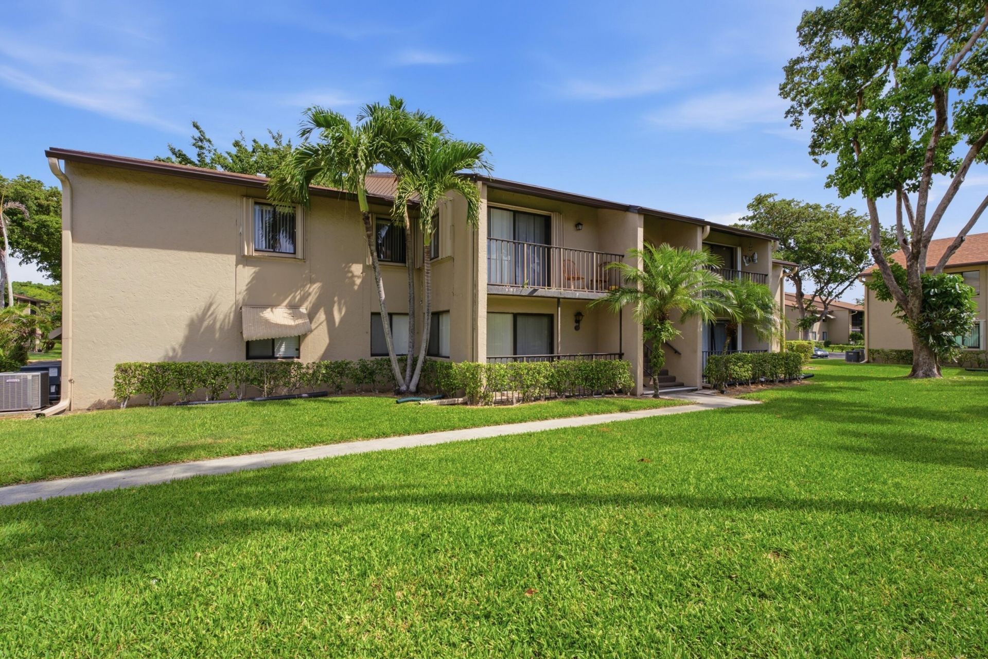 518 Shady Pine Way, Unit B2, Greenacres, FL 33415 Photo