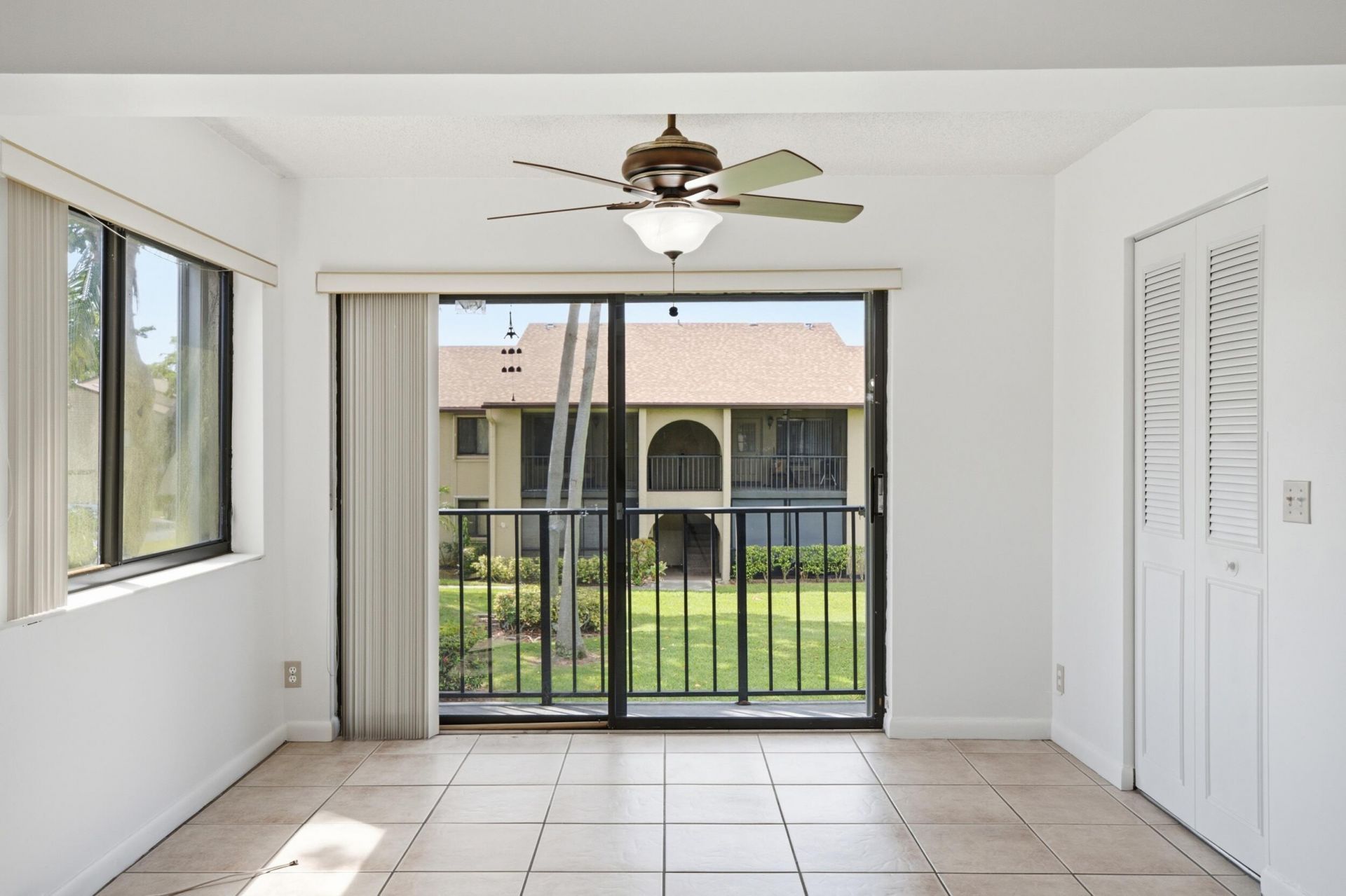 518 Shady Pine Way, Unit B2, Greenacres, FL 33415 Photo