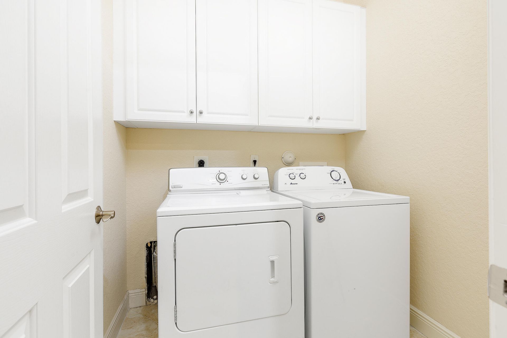 6807 Lakeside Circle N, Unit 102-1, Davie, FL 33314 Photo
