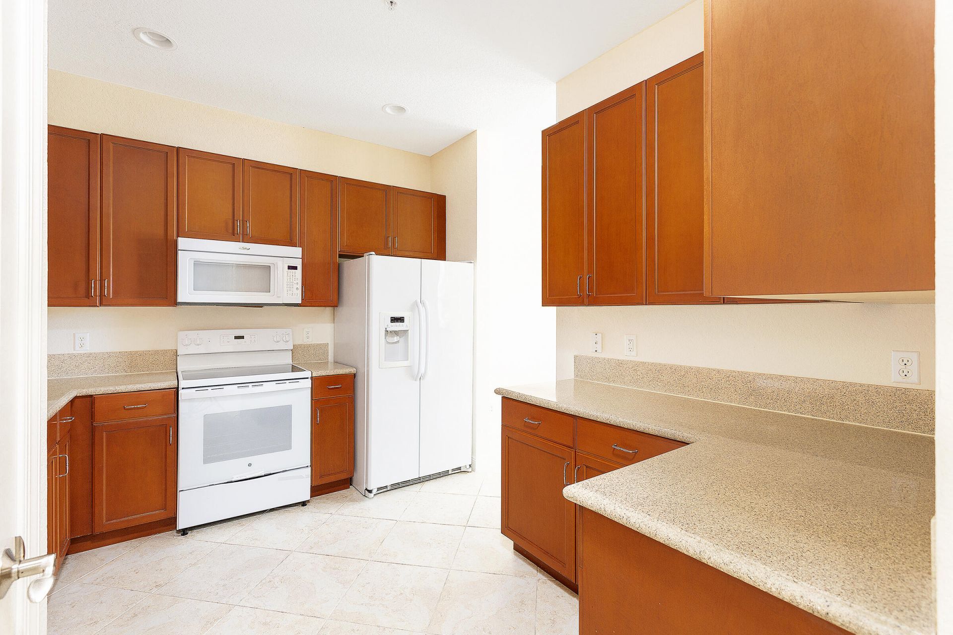 6807 Lakeside Circle N, Unit 102-1, Davie, FL 33314 Photo