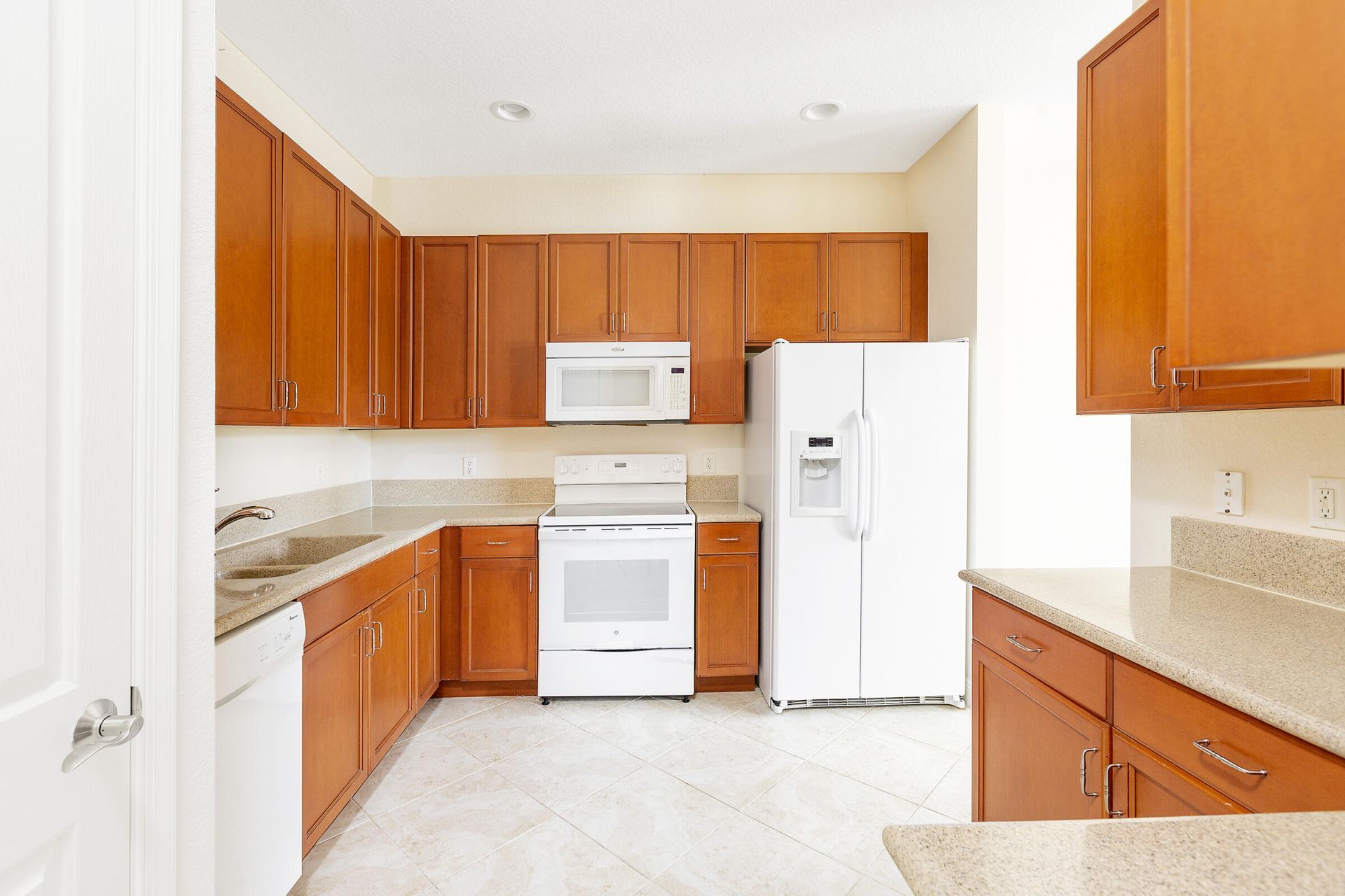6807 Lakeside Circle N, Unit 102-1, Davie, FL 33314 Photo