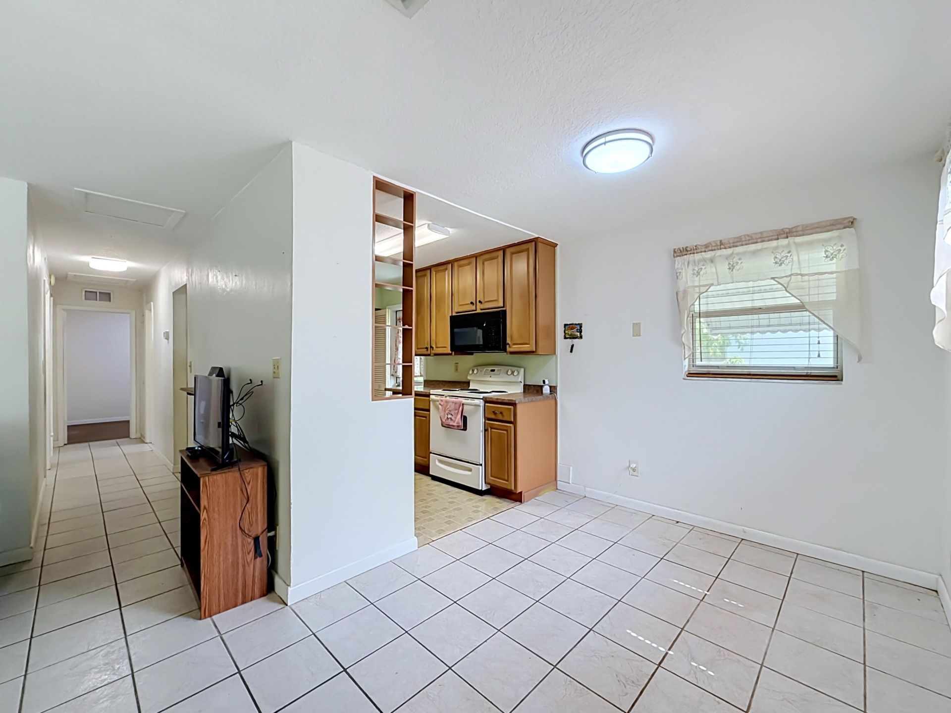 2573 NW 58th Avenue, Margate, FL 33063 Photo