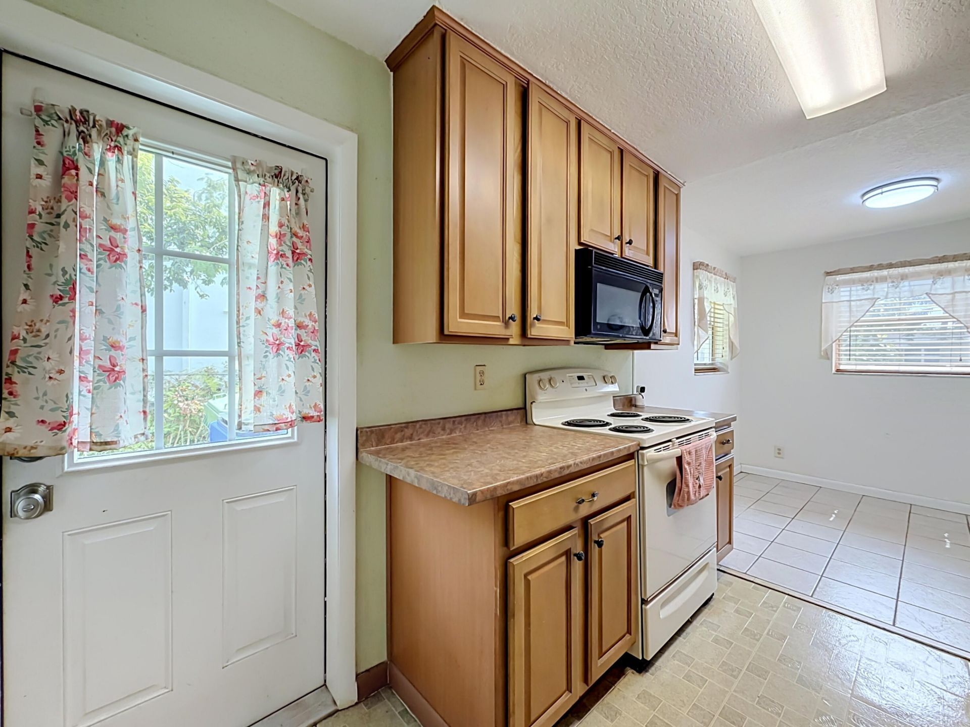 2573 NW 58th Avenue, Margate, FL 33063 Photo