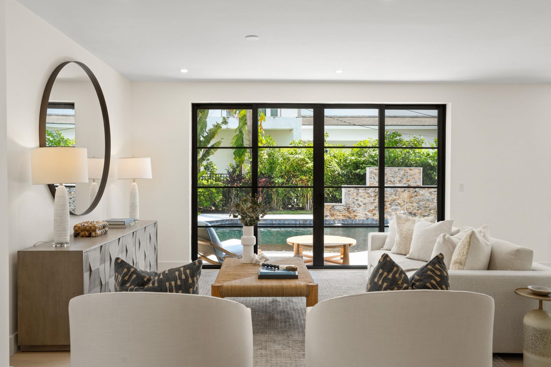 257 E Lakewood Road, West Palm Beach, FL 33405 Photo