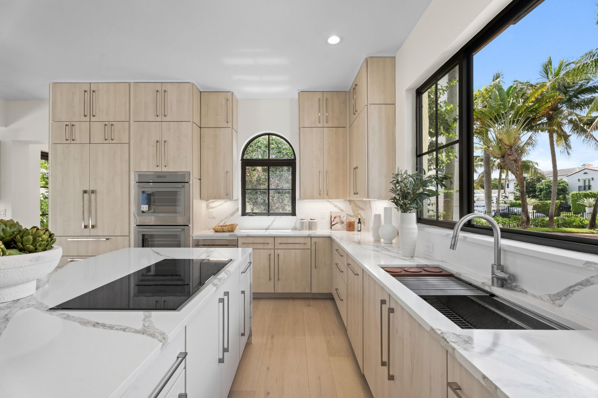 257 E Lakewood Road, West Palm Beach, FL 33405 Photo