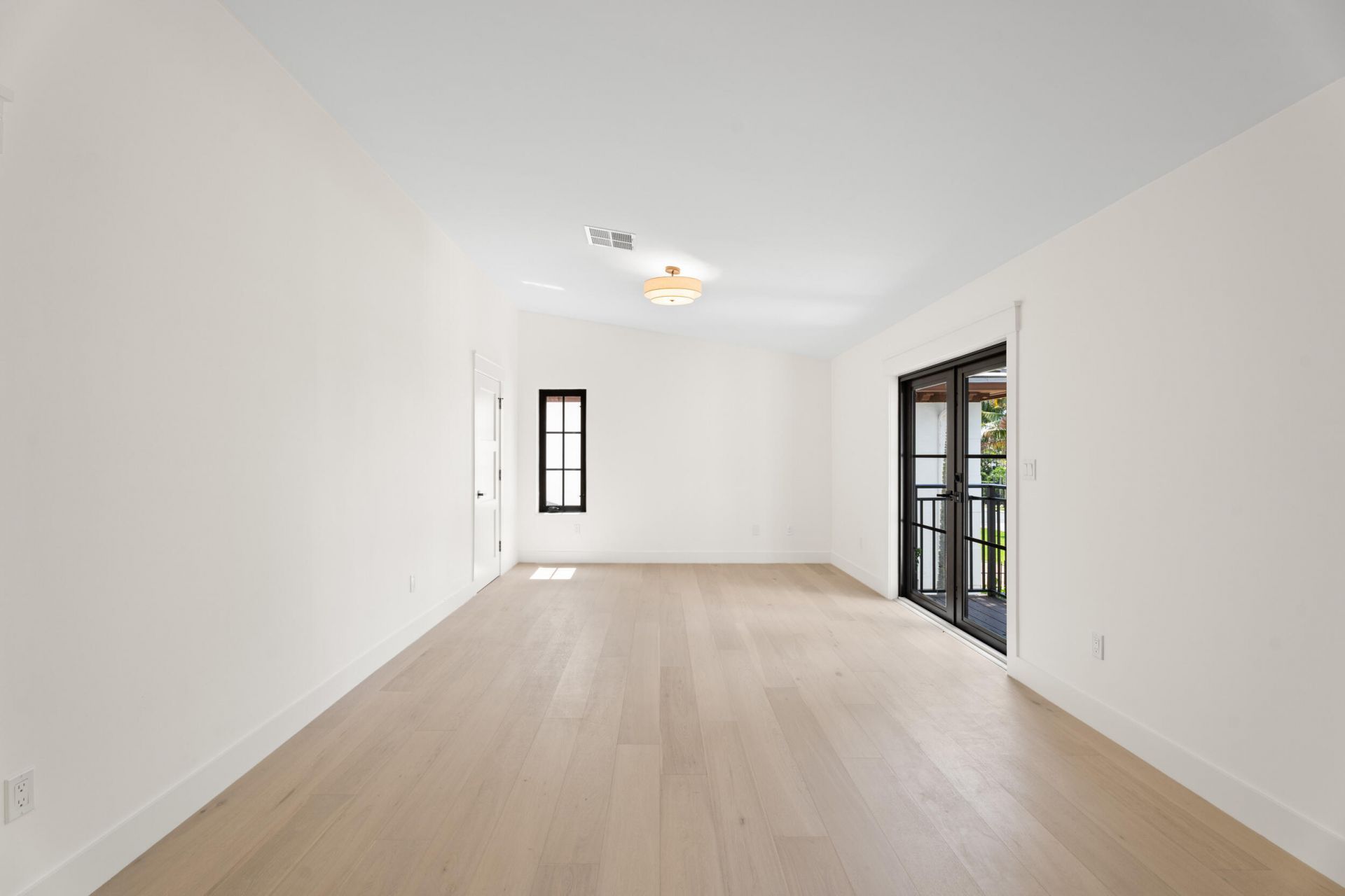 257 E Lakewood Road, West Palm Beach, FL 33405 Photo