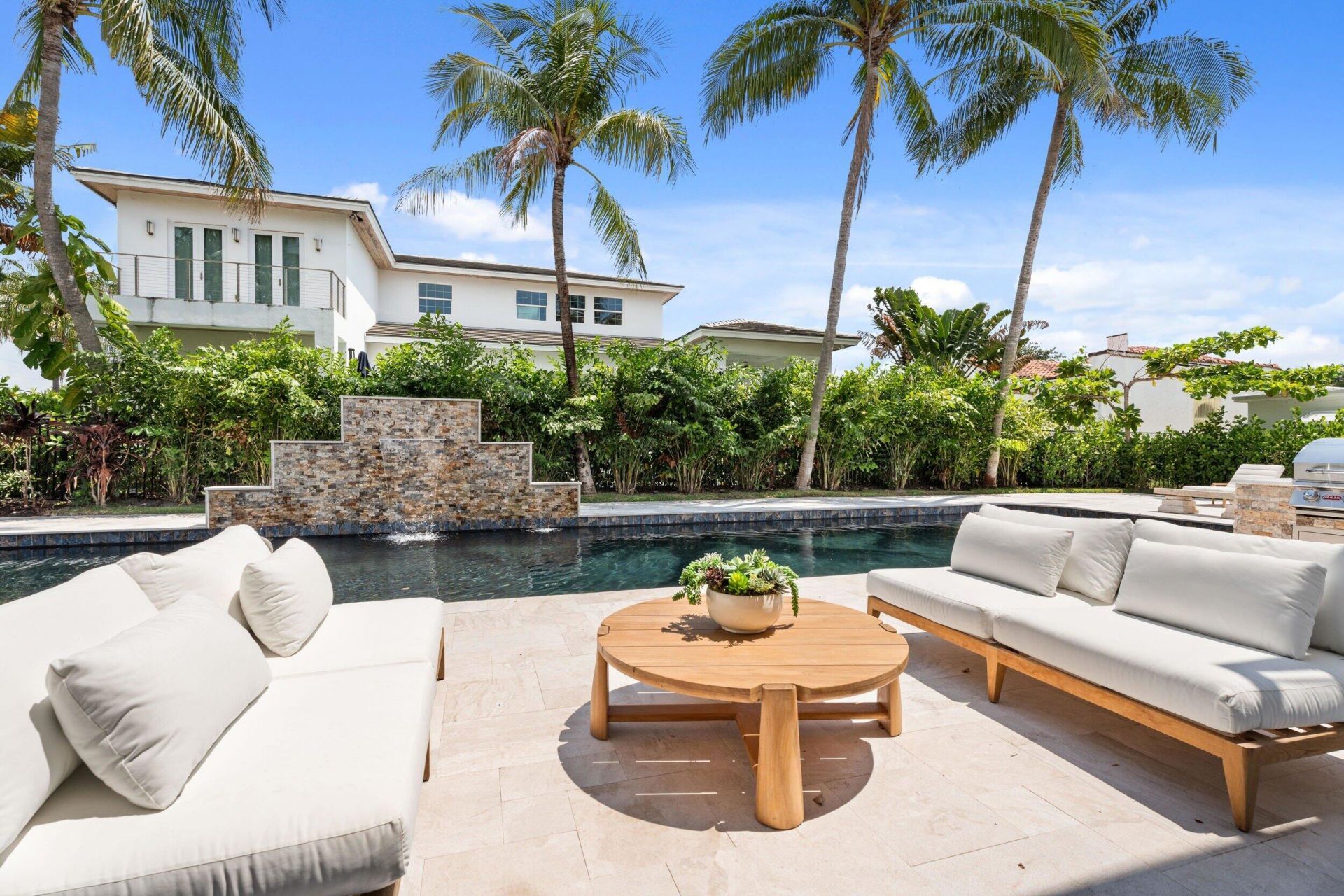 257 E Lakewood Road, West Palm Beach, FL 33405 Photo
