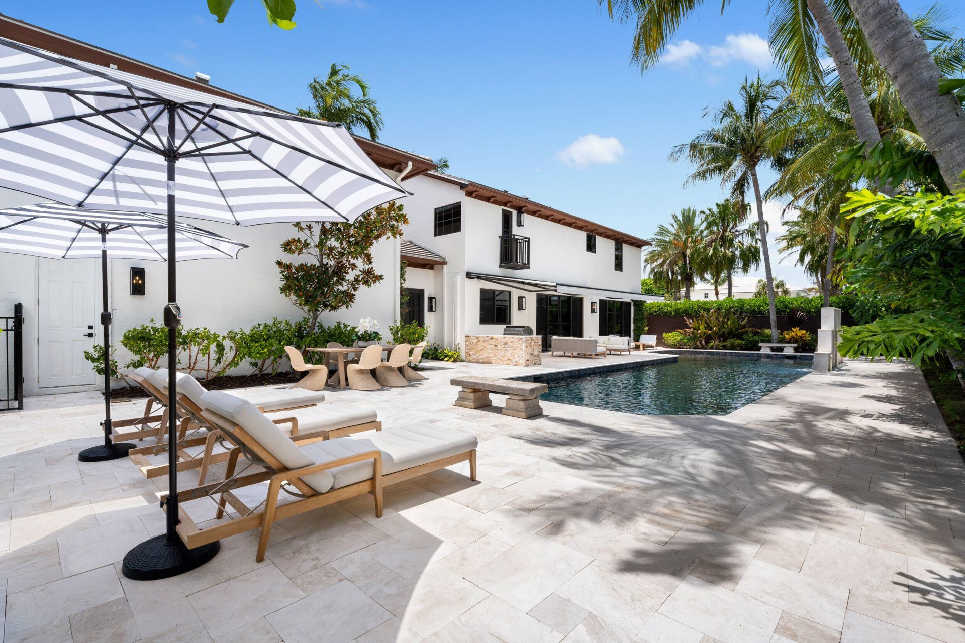 257 E Lakewood Road, West Palm Beach, FL 33405 Photo