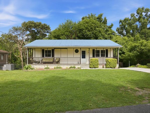 45 Redd Road , Rossville, GA 30741