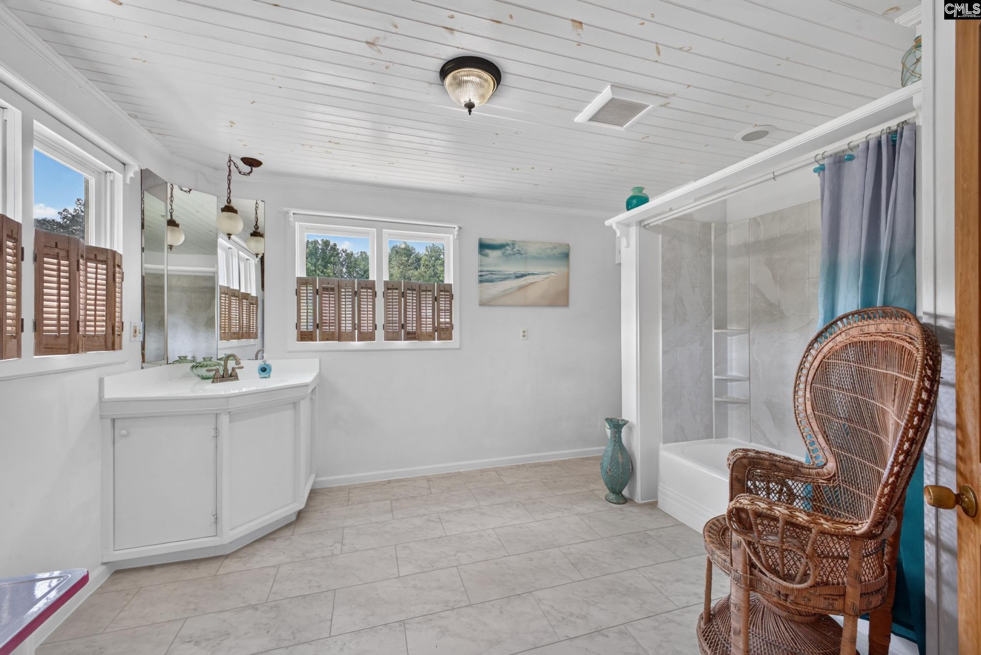 1611 Dixired Road Photo 39