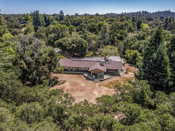 147 Mapache Drive, Portola Valley, CA 94028