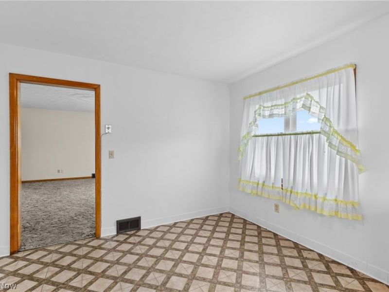 97 W 41st Street, Shadyside, OH 43947 Photo 16