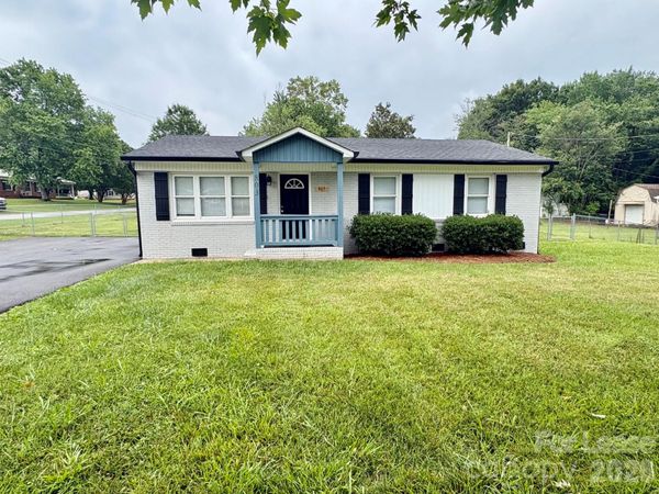 803 Robinson Road , Gastonia, NC 28056