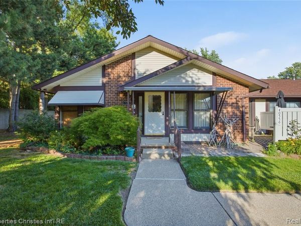 40556 Newport Drive, Plymouth Twp, MI 48170
