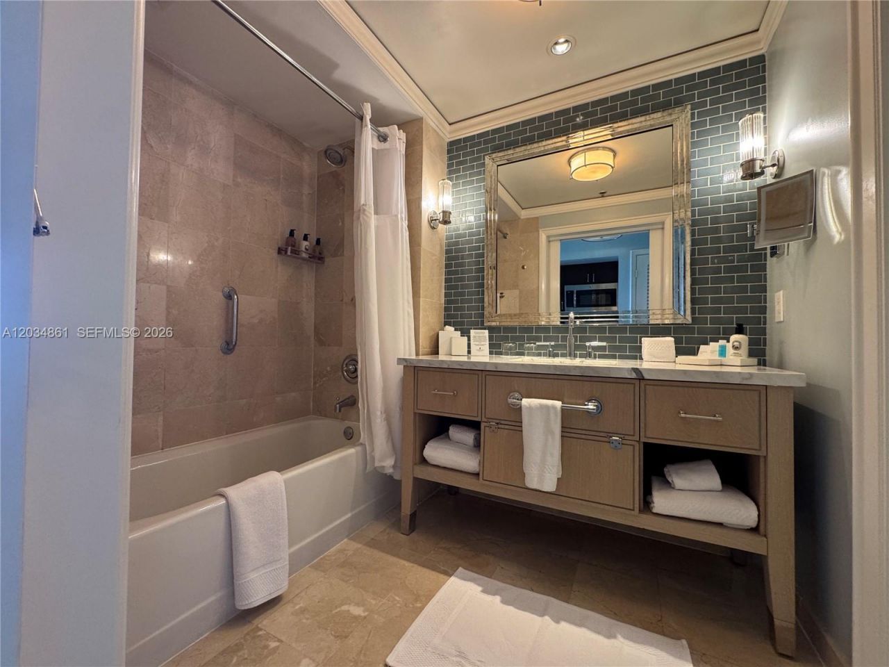 455 Grand Bay Dr , Unit 718, Key Biscayne, FL 33149 Photo