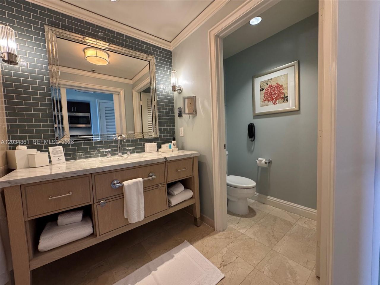 455 Grand Bay Dr , Unit 718, Key Biscayne, FL 33149 Photo
