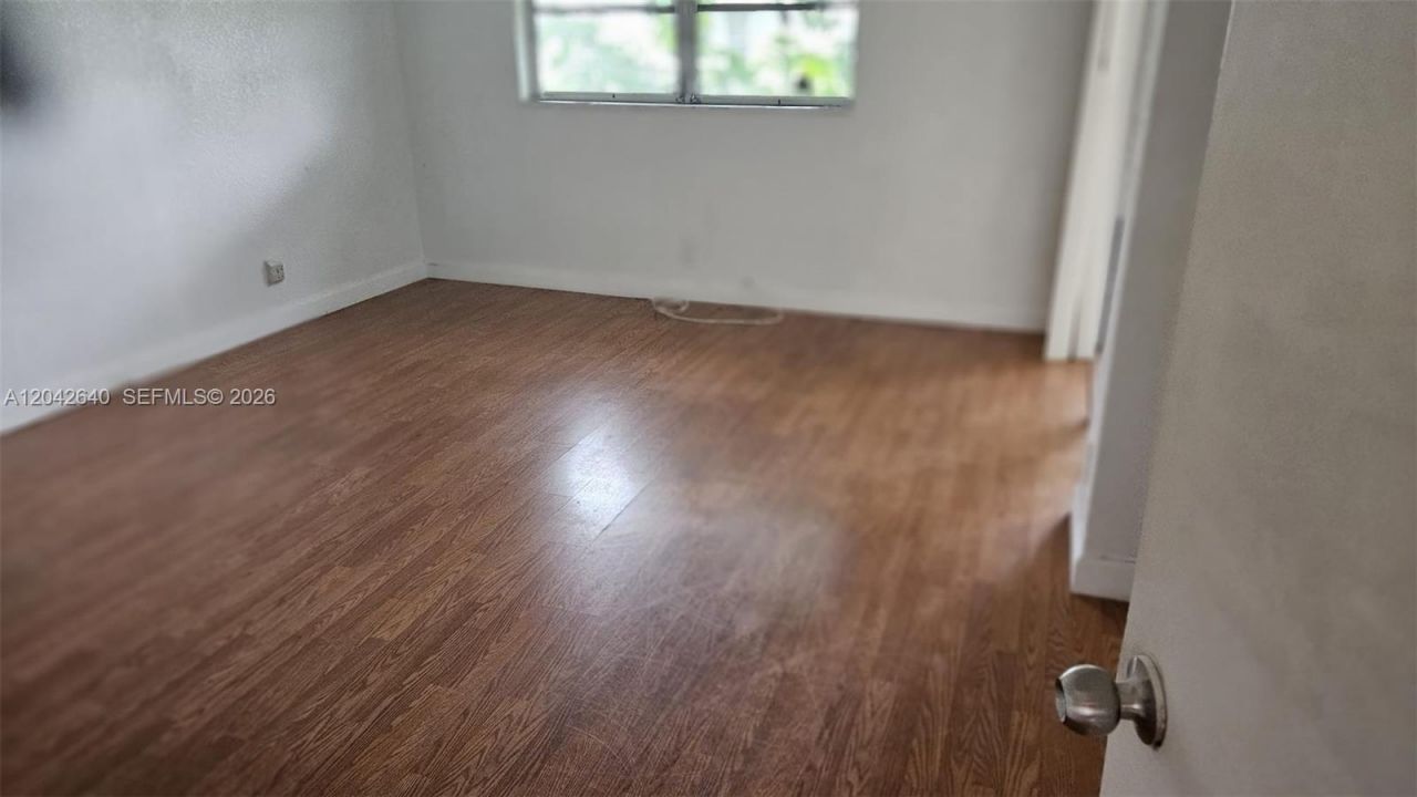 8555 NW 10th St, Unit B106, Plantation, FL 33322 Photo