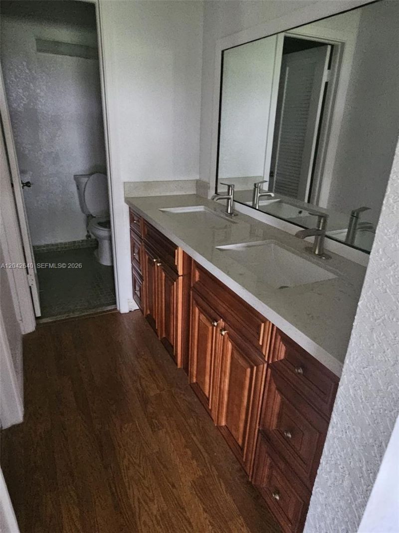 8555 NW 10th St, Unit B106, Plantation, FL 33322 Photo