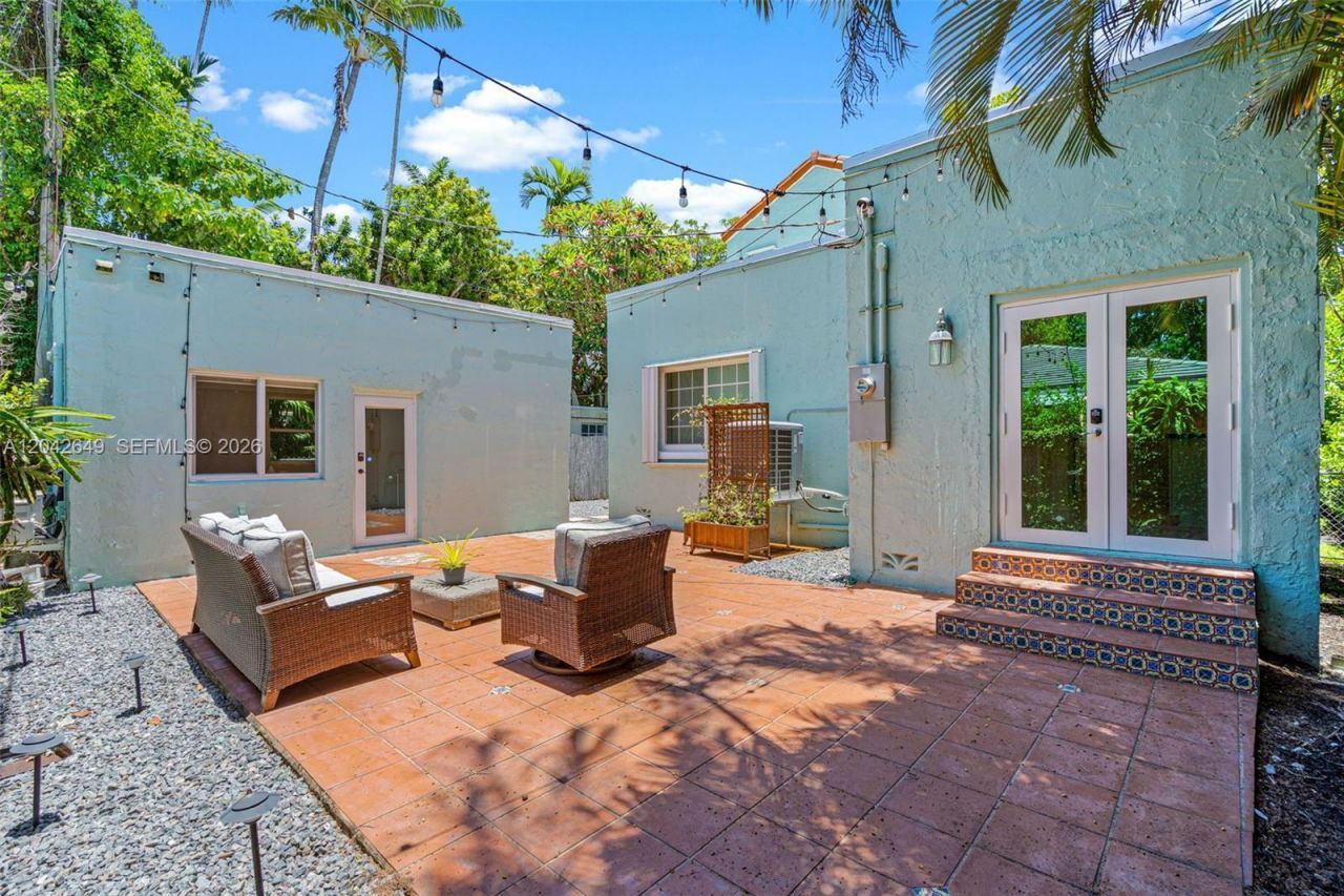 1209 La Mancha Ave , Coral Gables, FL 33134 Photo