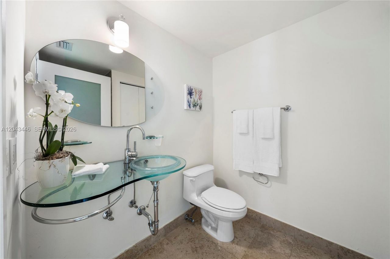 4779 Collins Ave , Unit 2601/02, Miami Beach, FL 33140 Photo