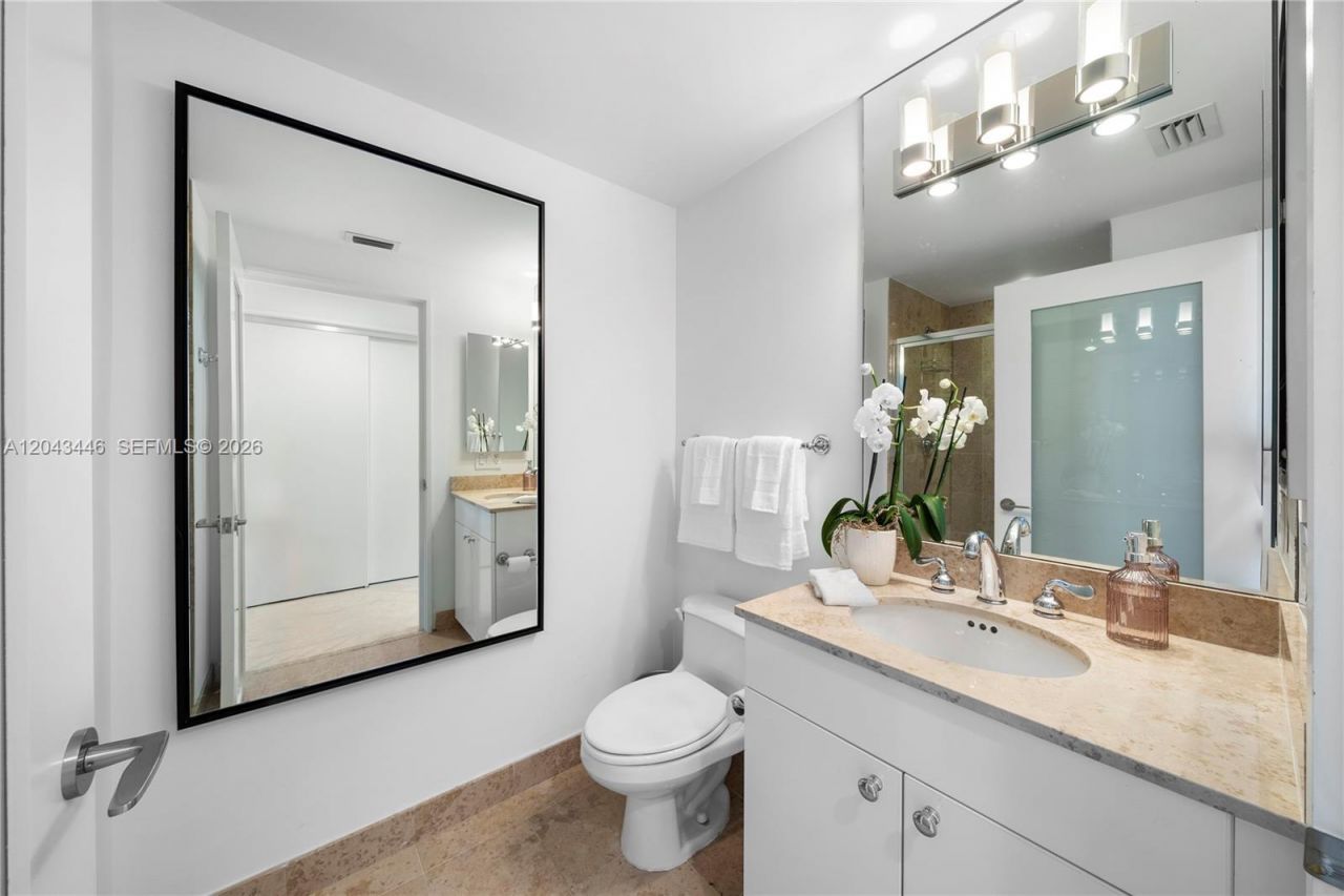 4779 Collins Ave , Unit 2601/02, Miami Beach, FL 33140 Photo