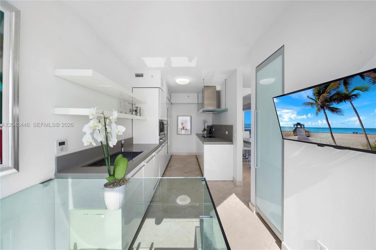 4779 Collins Ave , Unit 2601/02, Miami Beach, FL 33140 Photo