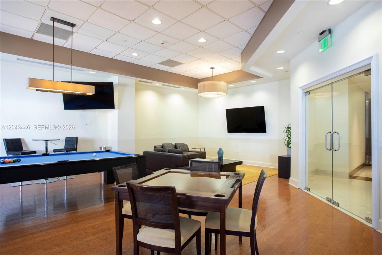 4779 Collins Ave , Unit 2601/02, Miami Beach, FL 33140 Photo
