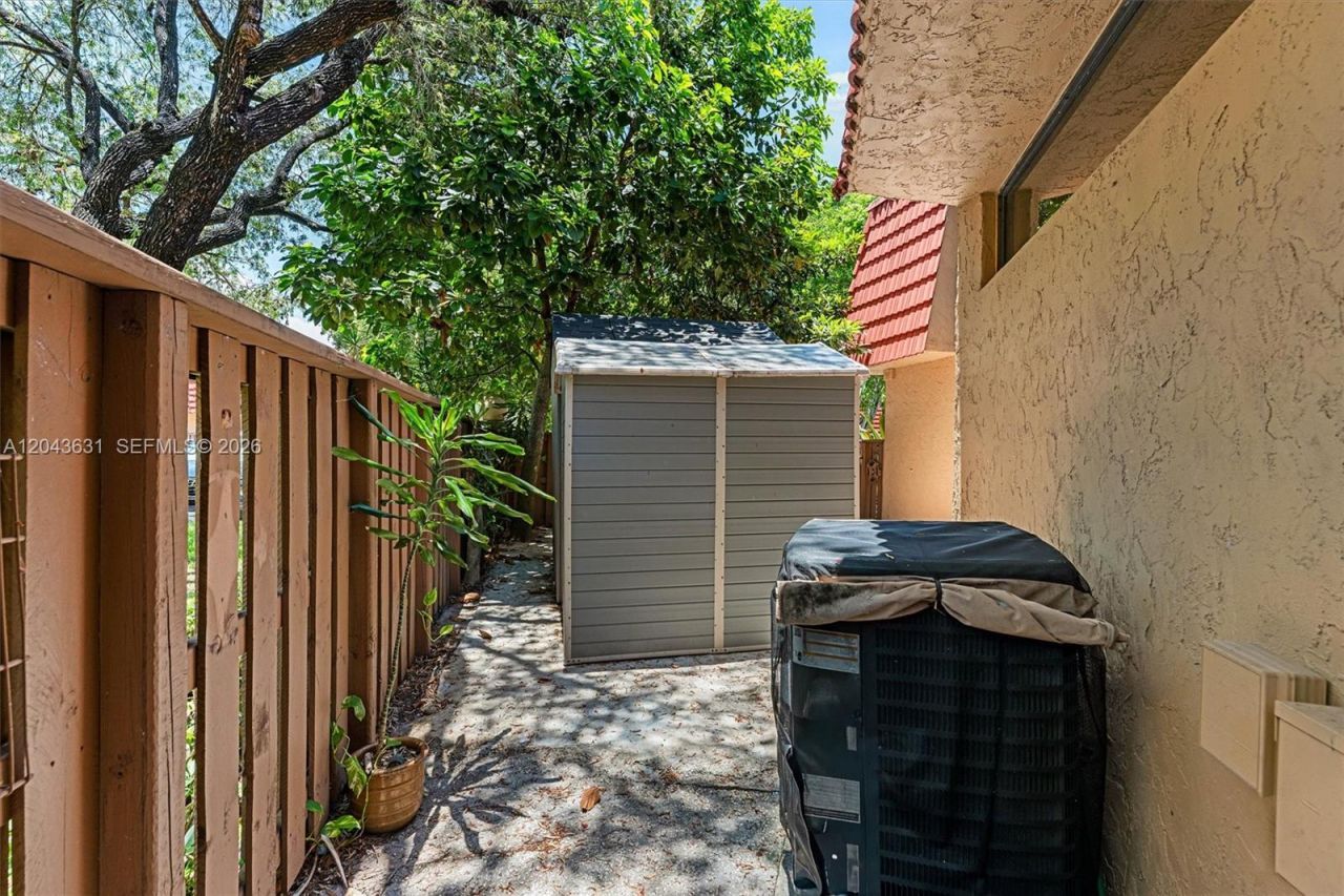 8111 Severn Dr , Unit D, Boca Raton, FL 33433 Photo