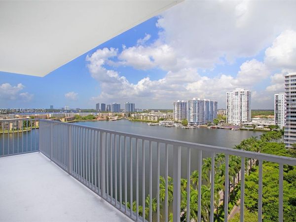 2851 NE 183rd St, Unit 1416E, Aventura, FL 33160