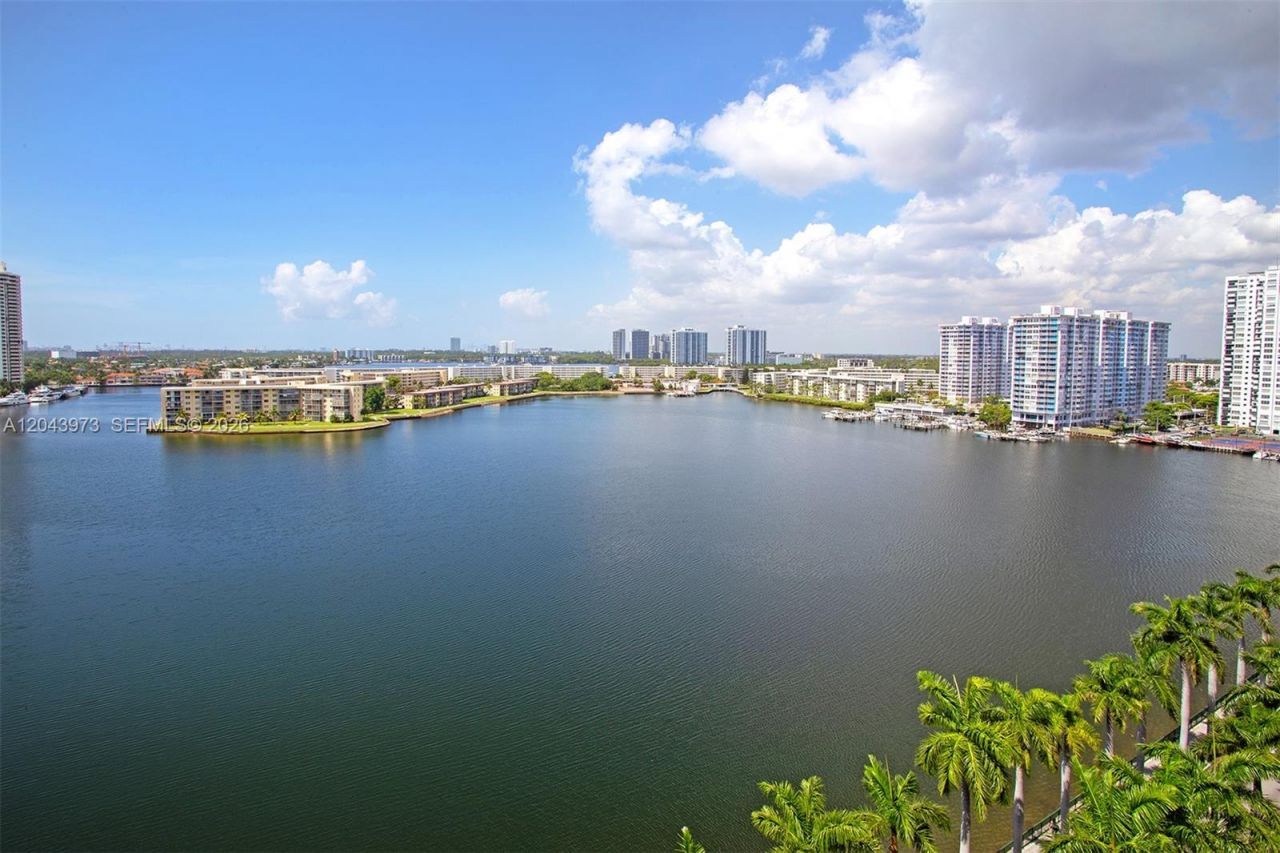 2851 NE 183rd St, Unit 1416E, Aventura, FL 33160 Photo
