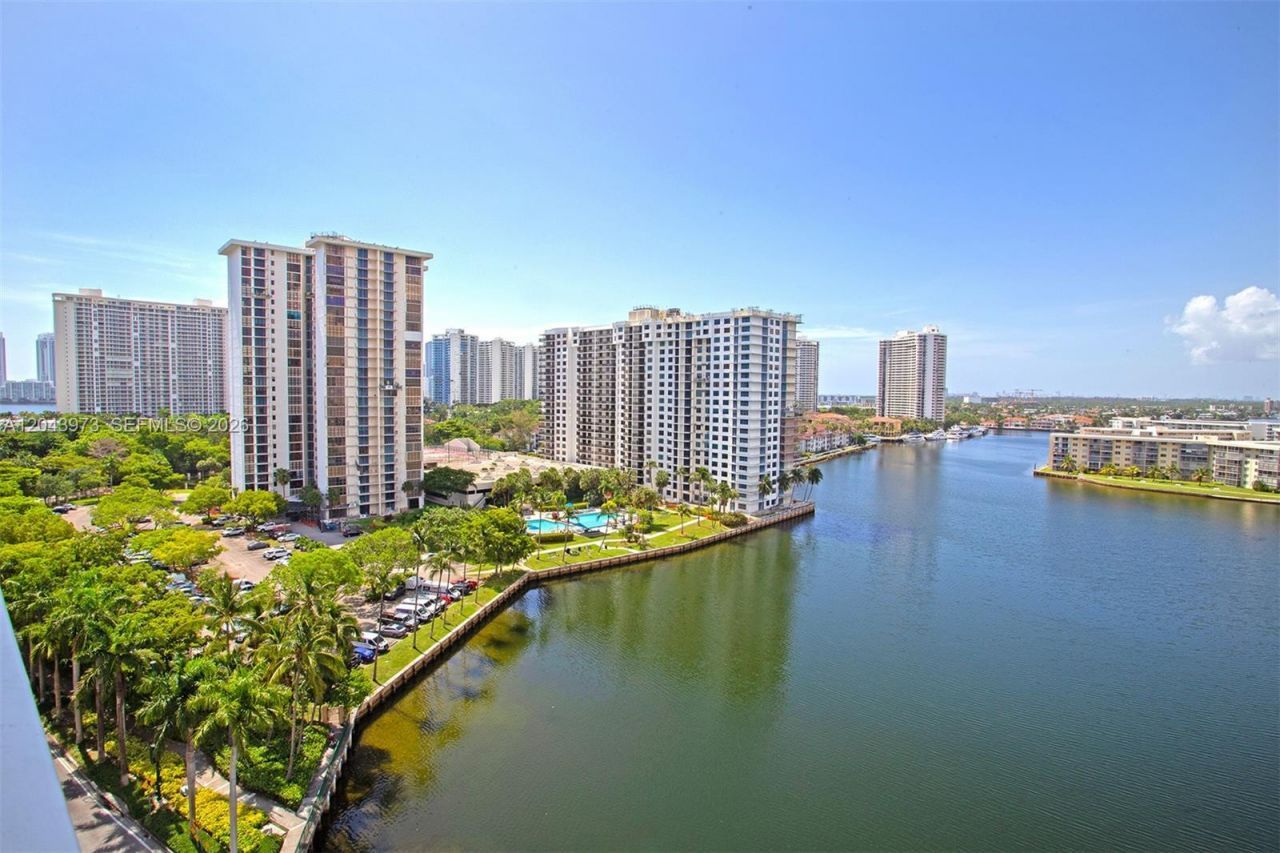 2851 NE 183rd St, Unit 1416E, Aventura, FL 33160 Photo