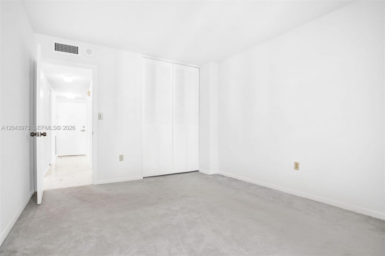 2851 NE 183rd St, Unit 1416E, Aventura, FL 33160 Photo