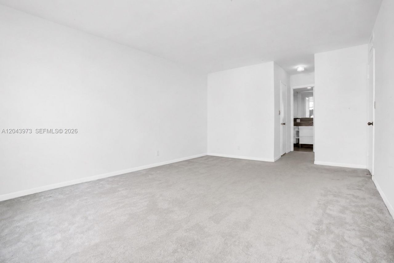 2851 NE 183rd St, Unit 1416E, Aventura, FL 33160 Photo