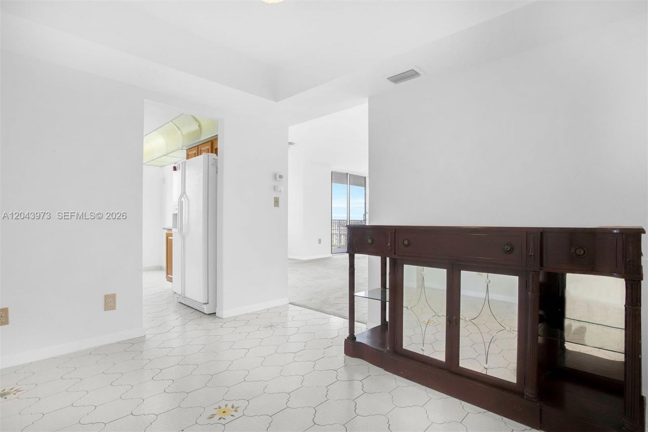 2851 NE 183rd St, Unit 1416E, Aventura, FL 33160 Photo