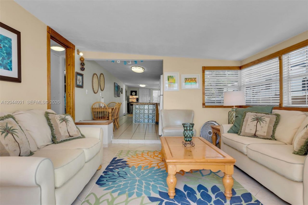 224 W 1st Ct , Key Largo, FL 33037 Photo