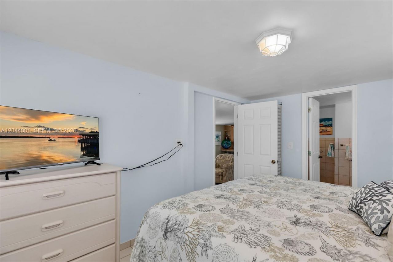 224 W 1st Ct , Key Largo, FL 33037 Photo