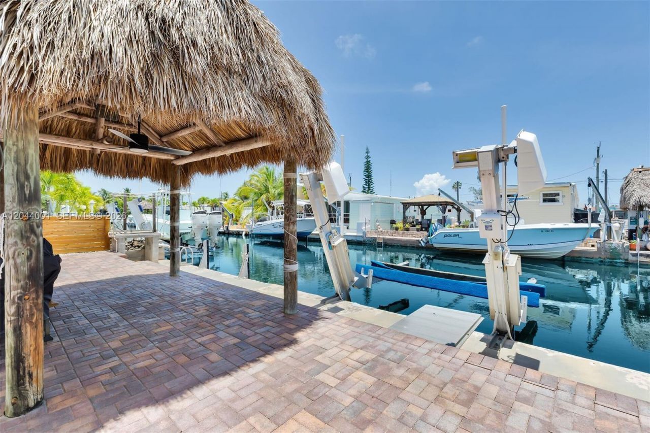 224 W 1st Ct , Key Largo, FL 33037 Photo