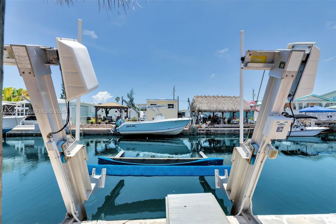 224 W 1st Ct , Key Largo, FL 33037 Photo