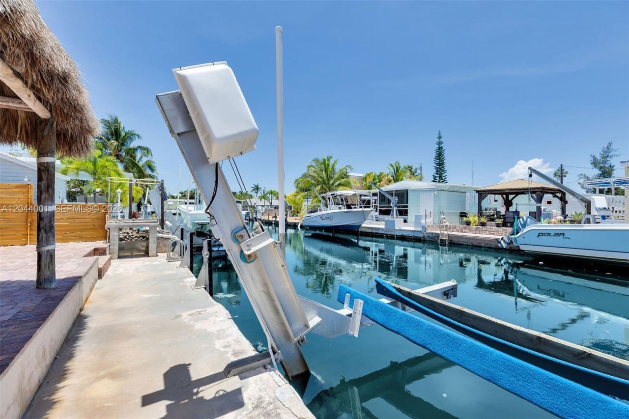 224 W 1st Ct , Key Largo, FL 33037 Photo