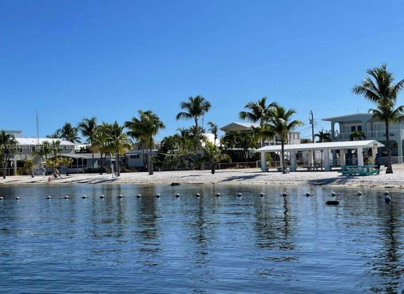 224 W 1st Ct , Key Largo, FL 33037 Photo